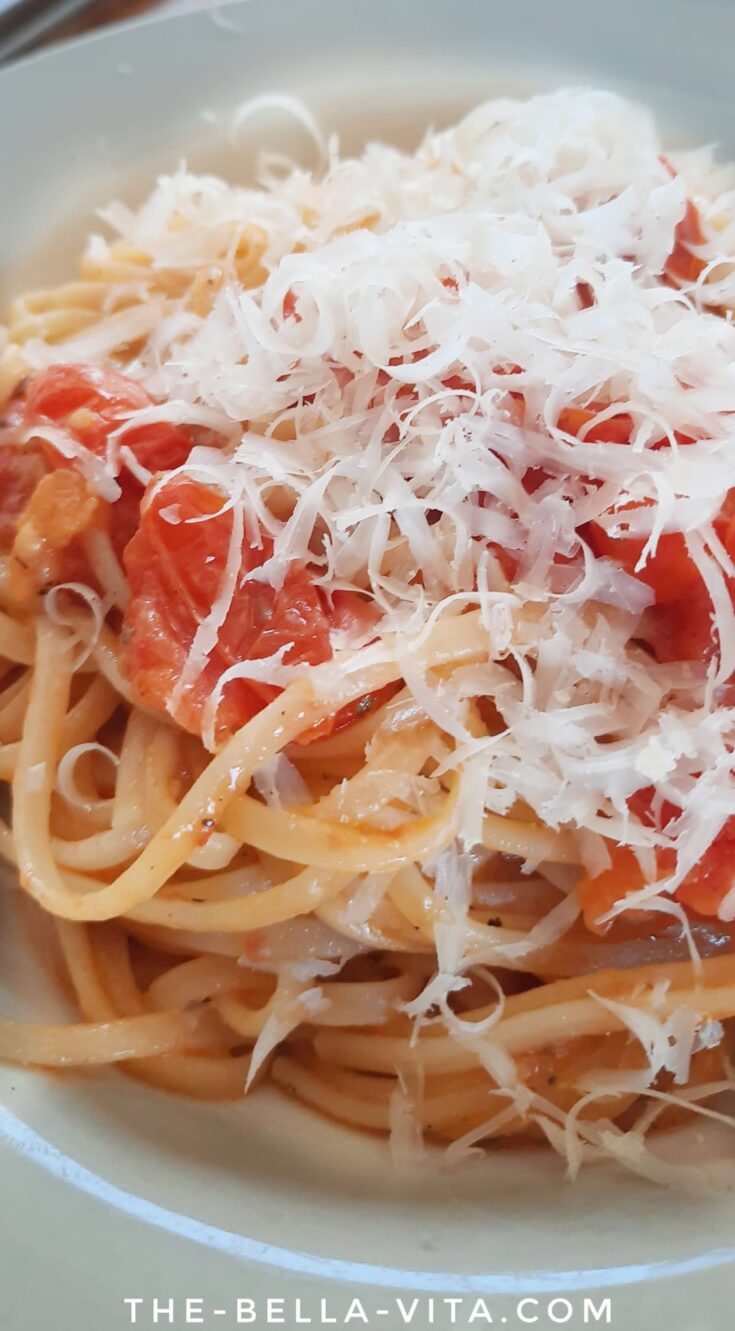 Pasta With Fresh Tomato