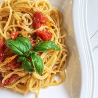 cropped-Pasta-With-Fresh-Tomatoes3.jpeg