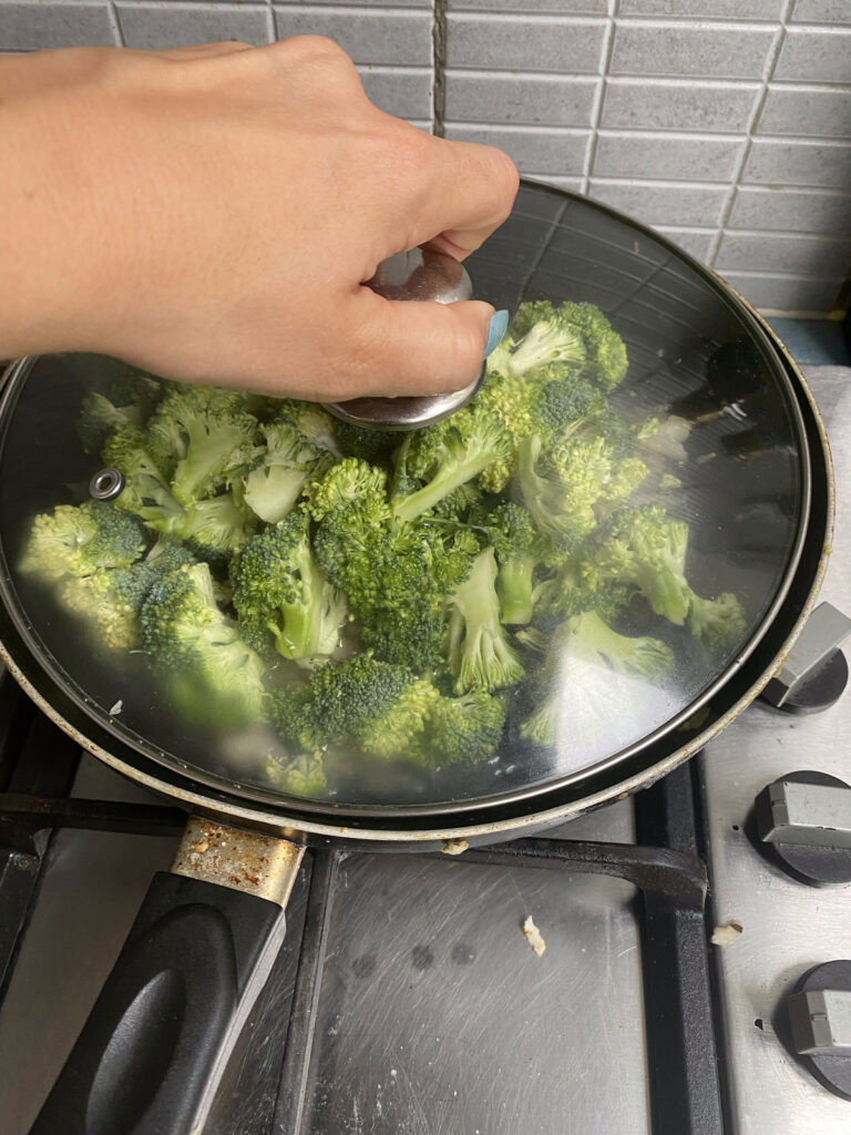cook the broccoli