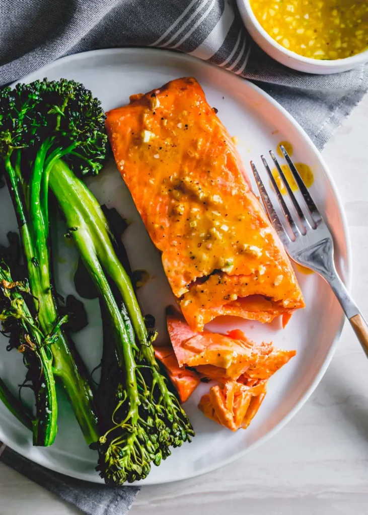 salmon with broccoli