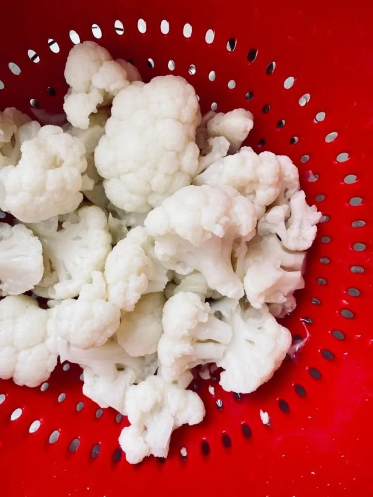 drain the boiled cauliflower