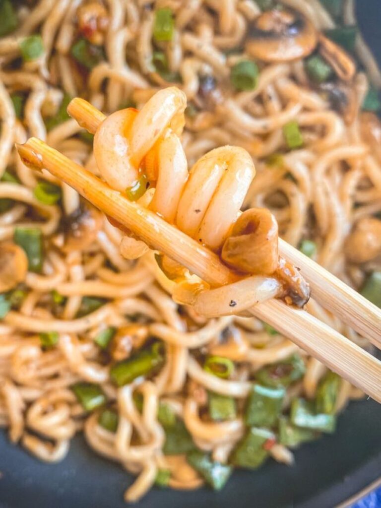 Stir Fry Udon Noodles with Sweet Chili Sauce