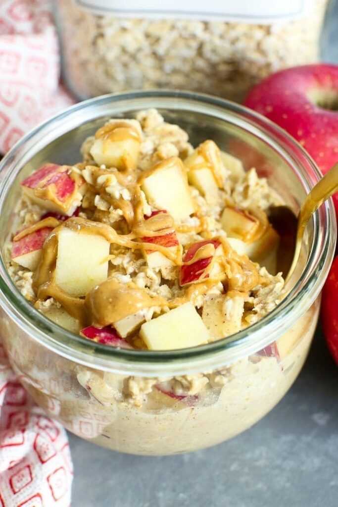 Apple Peanut Butter Overnight Oats.Html Overnight oats recipe: Apple cinnamon overnight oats with peanut butter drizzle in a glass jar.