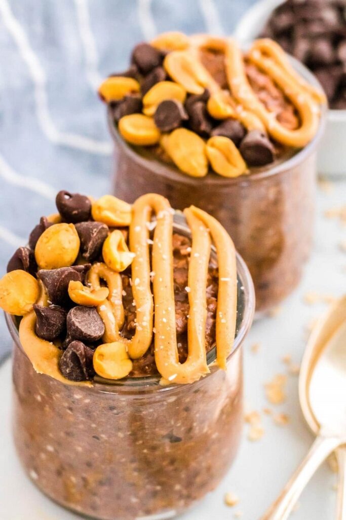 Chocolate Peanut Butter Overnight Oats