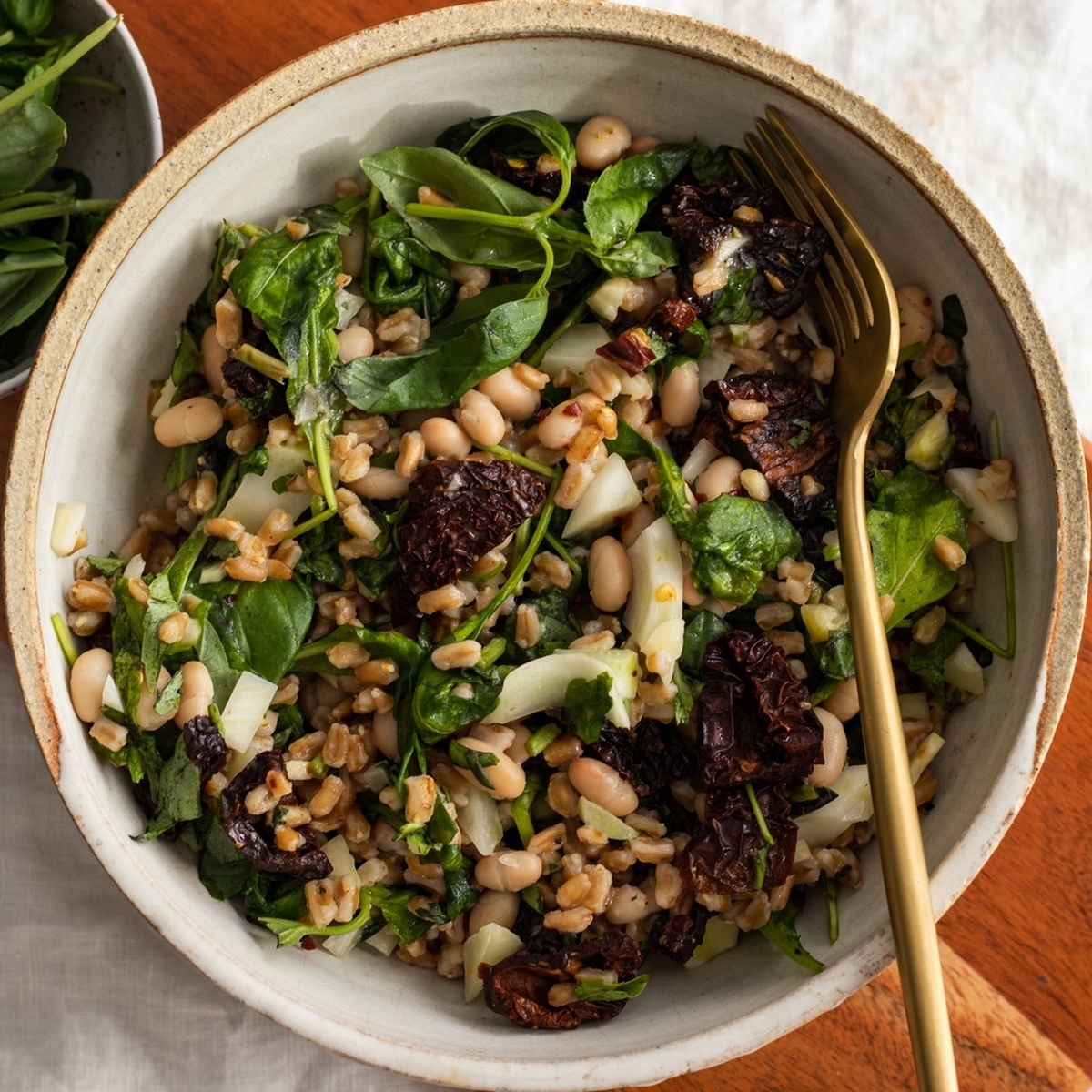 Vegan Italian Farro Salad With Lemon Yogurt Sauce Vegan Italian Farro Salad With Lemon Yogurt Sauce
